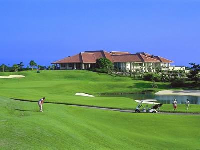 カヌチャゴルフコース