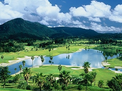 ゴールデンパームカントリークラブ